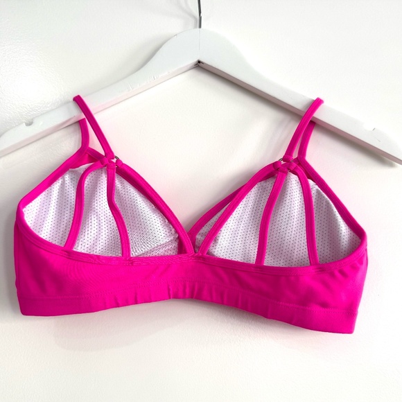 Lavaloka Activewear Bright Pink Sports Bra. NWT. Small. Sample Sale. - Picture 2 of 4